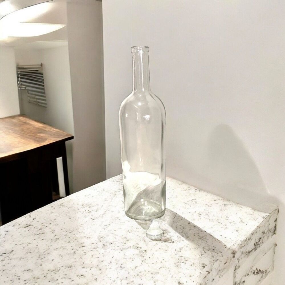 750 ml Clear Glass Bottle Cruet With Sealing Glass Stopper 12" Tall